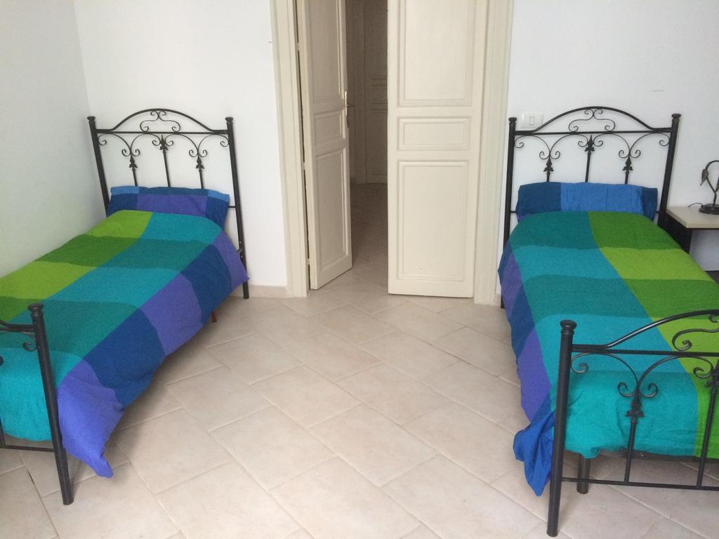 Vespa B&B Palermo Habitación foto
